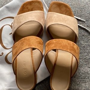 BRAND NEW!!! M.GEMI Italian Leather Women's Sandals - 7(US) 37.5(EU) - Med Heel